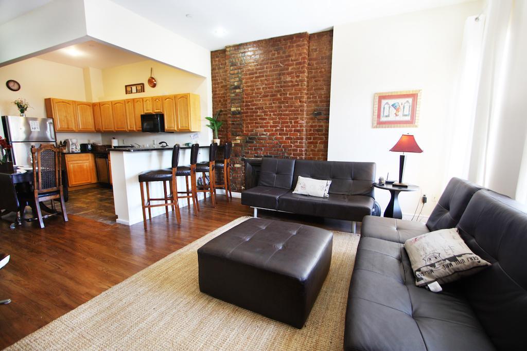 Luxury Living Suites New York Szoba fotó